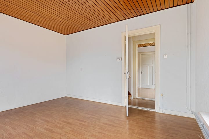 Photo 4 of Tiphofweg 8