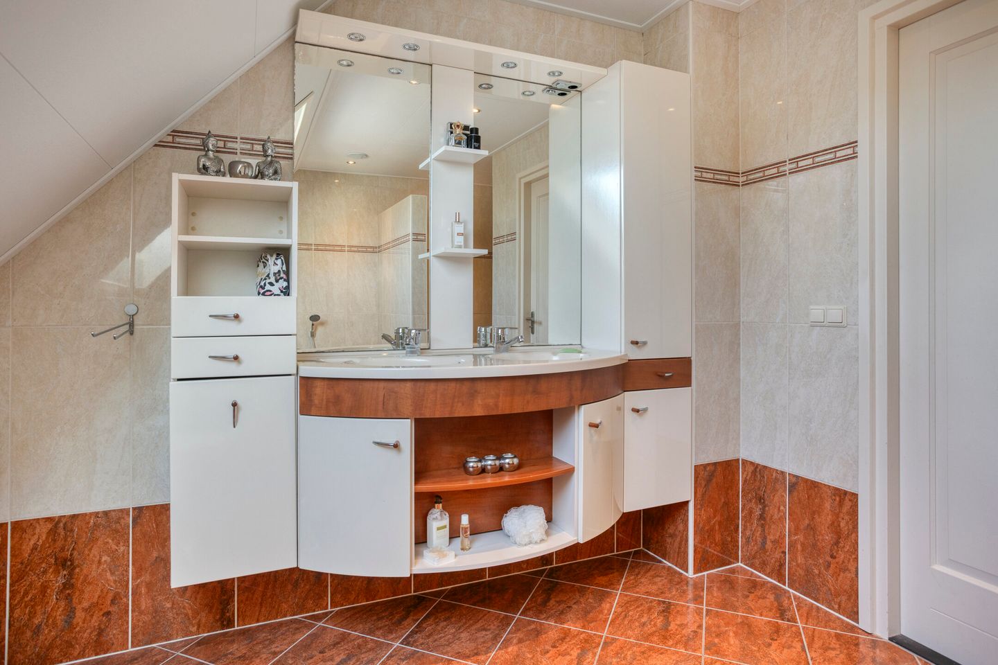 Foto 40 van Koepelweg 9