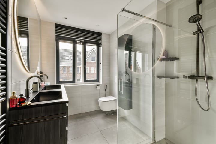 Photo 22 of Waterweide 80