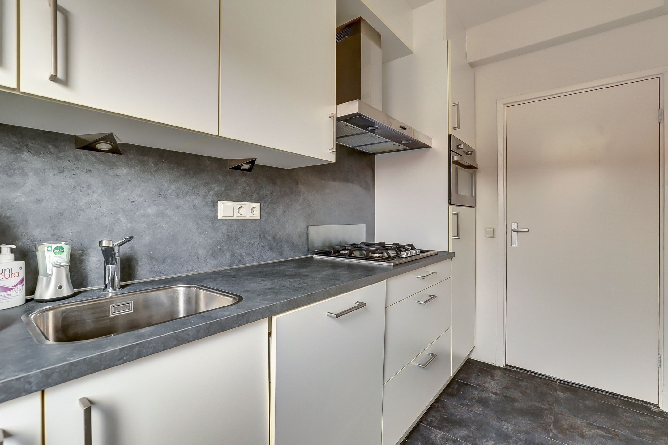 Foto 15 van Mirtestraat 73