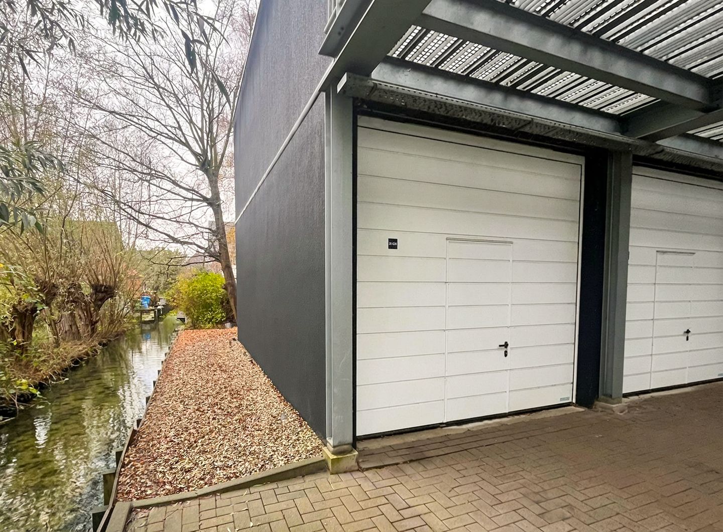 View photo 3 of Vlielandseweg 20