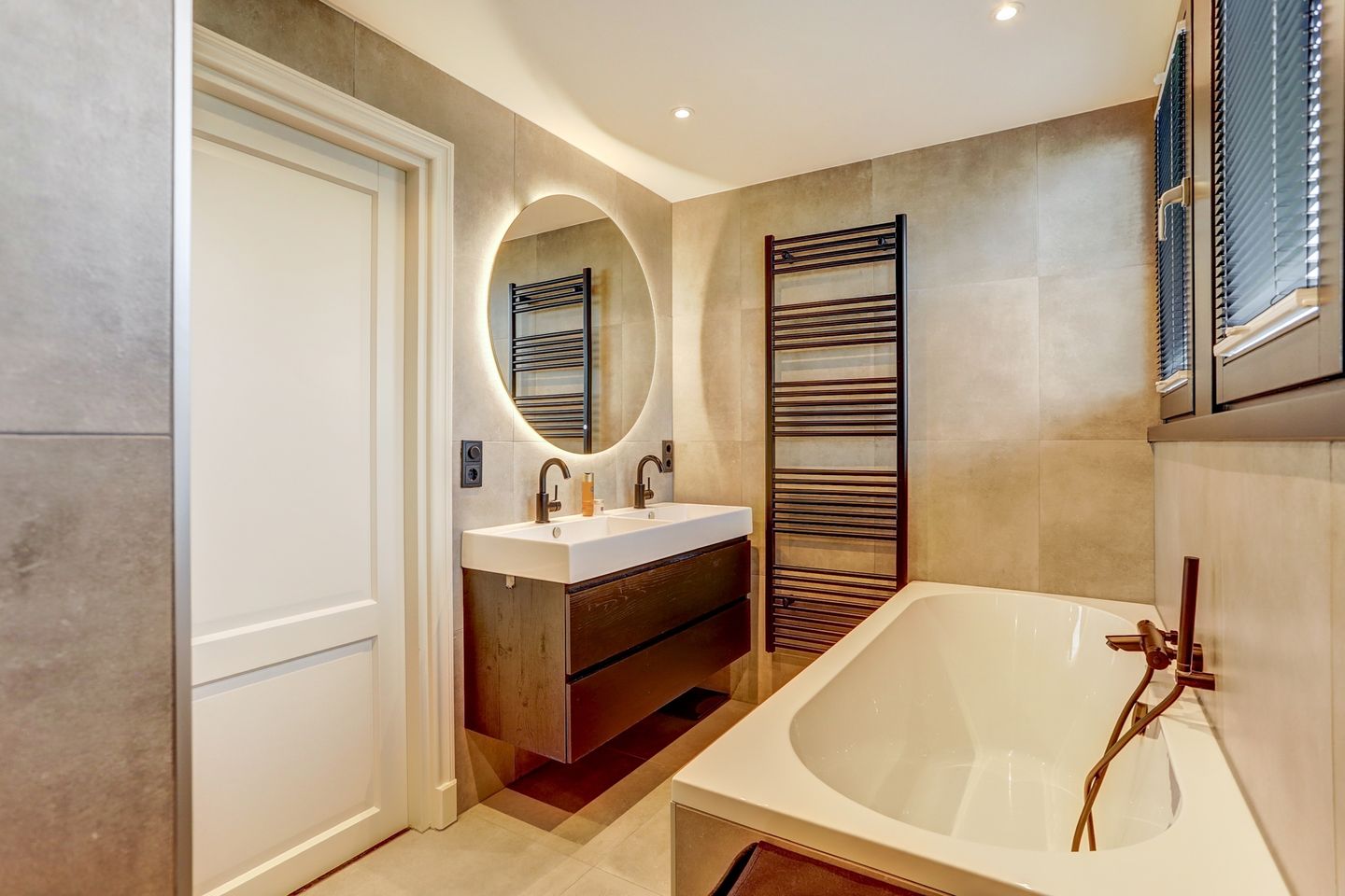 Foto 35 van Bazeldijk 58