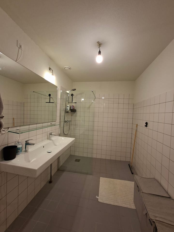 Photo 10 of Jan van Galenstraat 138-E