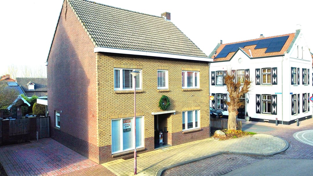 Foto 32 van Grotestraat 1