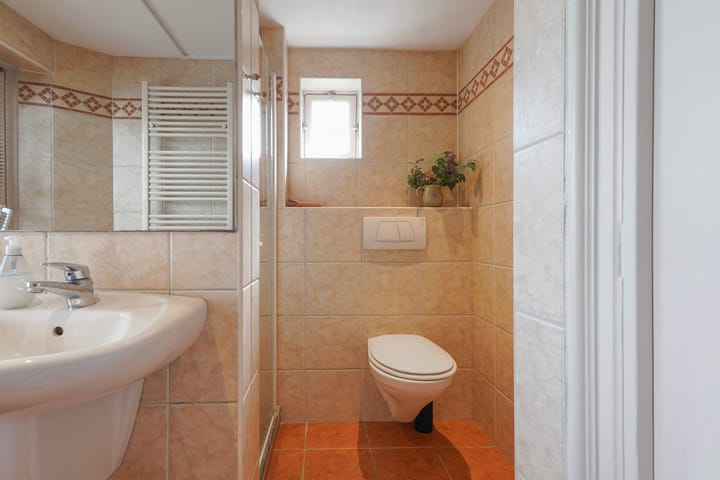 Photo 27 of Hoofdstraat 10