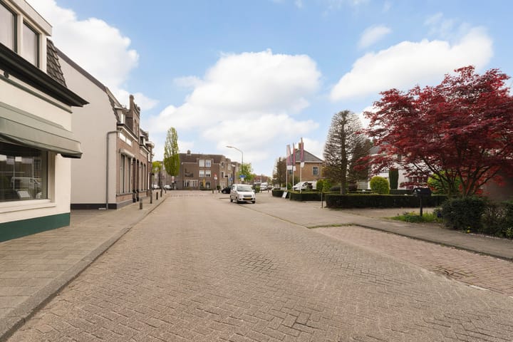 Photo 51 of Hoofdstraat 10