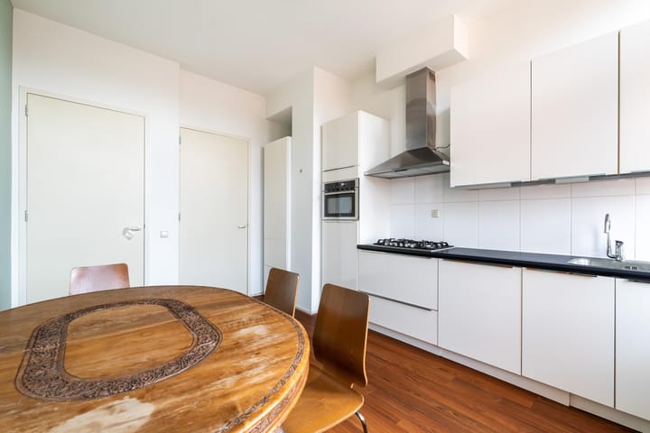 Foto 41 van Hugo de Grootstraat 77