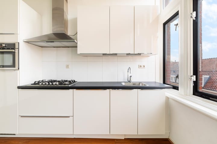 Foto 44 van Hugo de Grootstraat 77