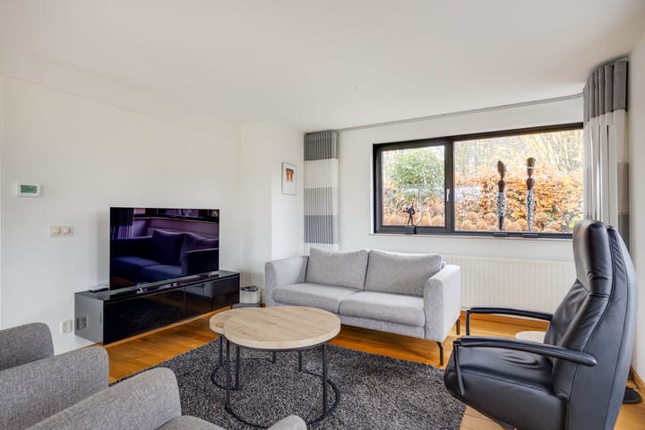 Photo 12 of Betuwestraat 2