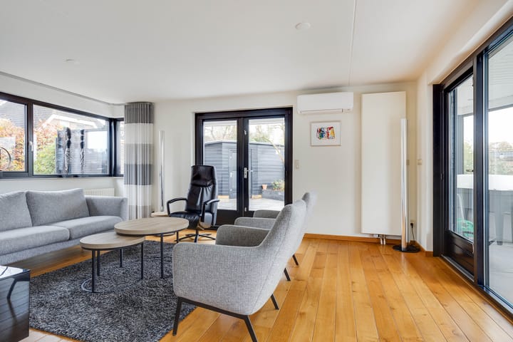 Photo 14 of Betuwestraat 2