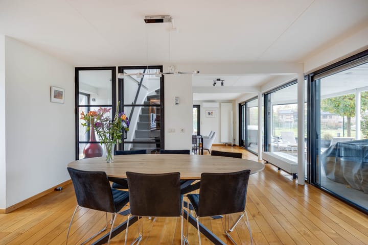 Photo 15 of Betuwestraat 2