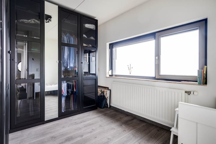 Photo 26 of Betuwestraat 2