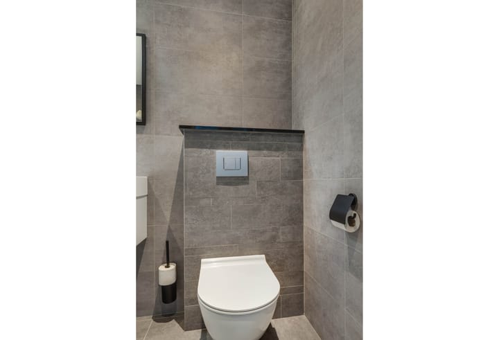 Photo 31 of Betuwestraat 2