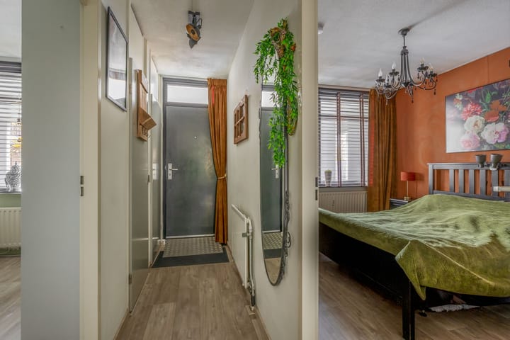 Foto 6 van Louvre 132