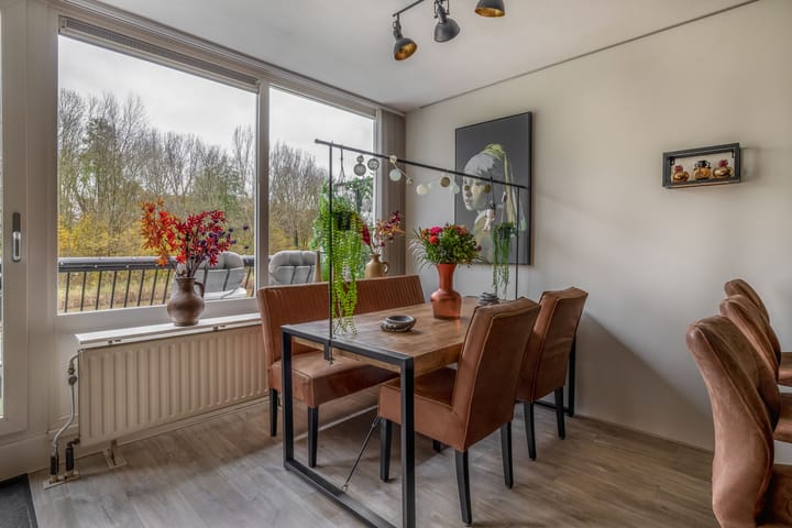 Foto 14 van Louvre 132