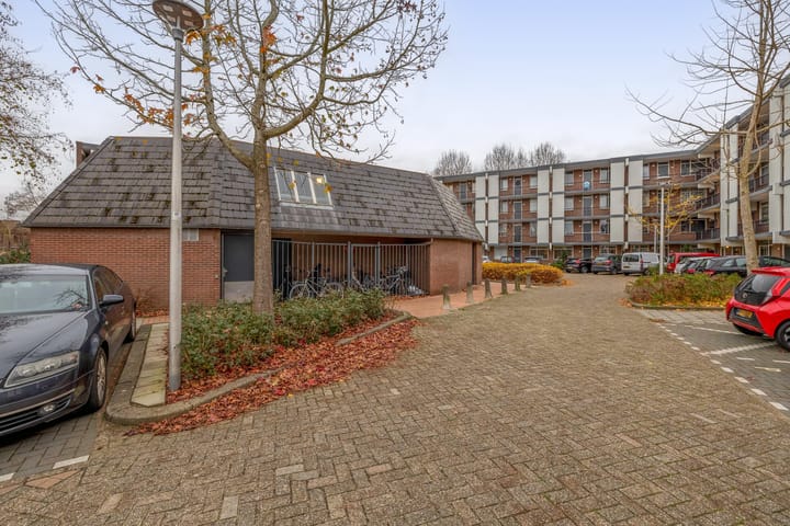 Foto 30 van Louvre 132