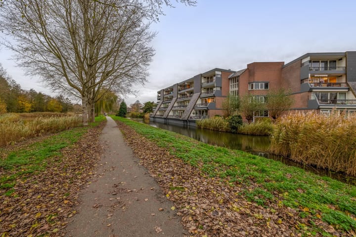 Foto 36 van Louvre 132