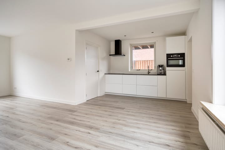 Photo 2 of Molenstraat 10