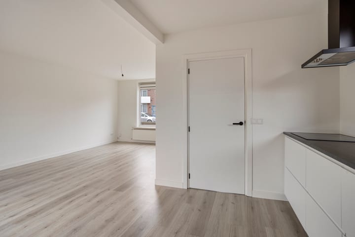 Foto 8 van Molenstraat 10