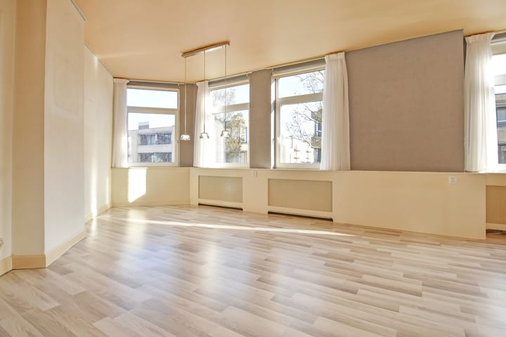 Photo 7 of Pluvierstraat 437