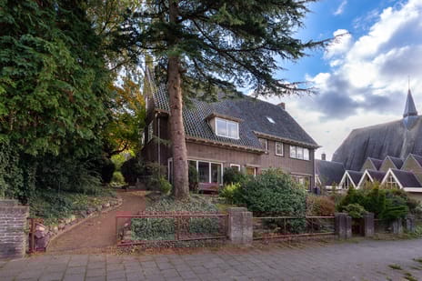 undefined main image