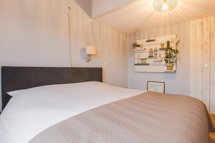 Foto 21 van Dotterbloem 12