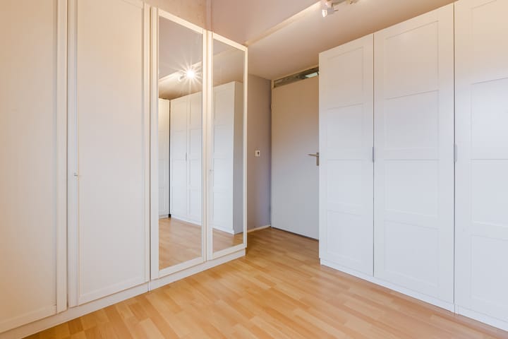 Foto 26 van Dotterbloem 12