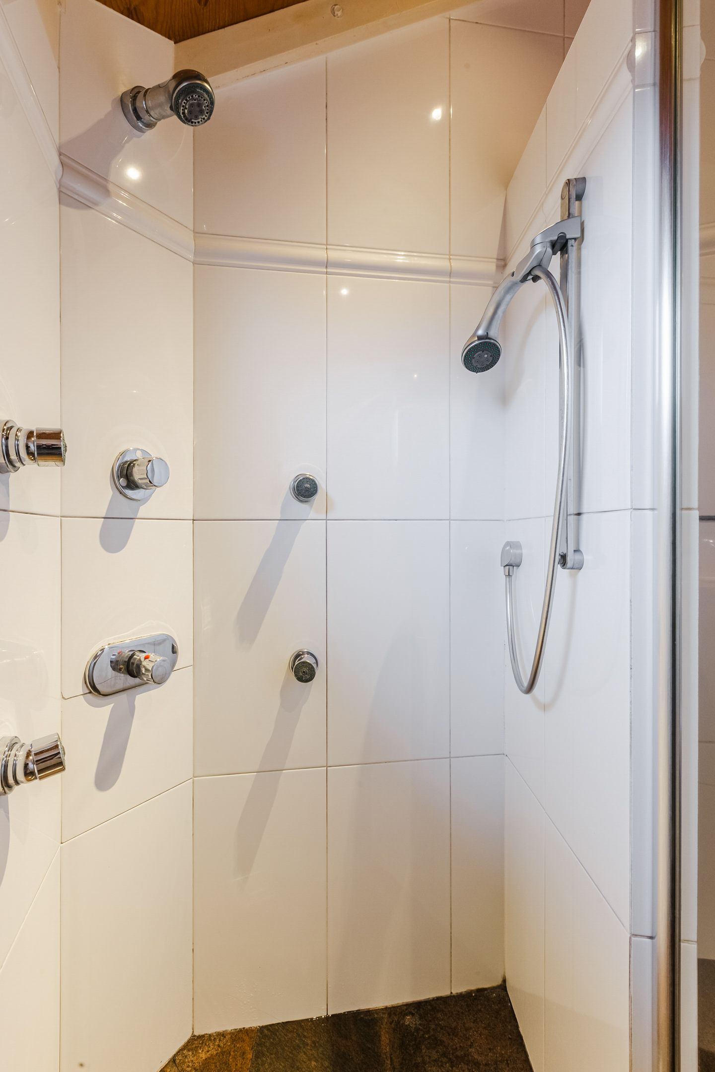 Foto 30 van Dotterbloem 12