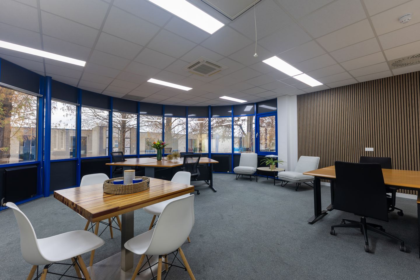 Bekijk foto 3 van Edisonweg 30