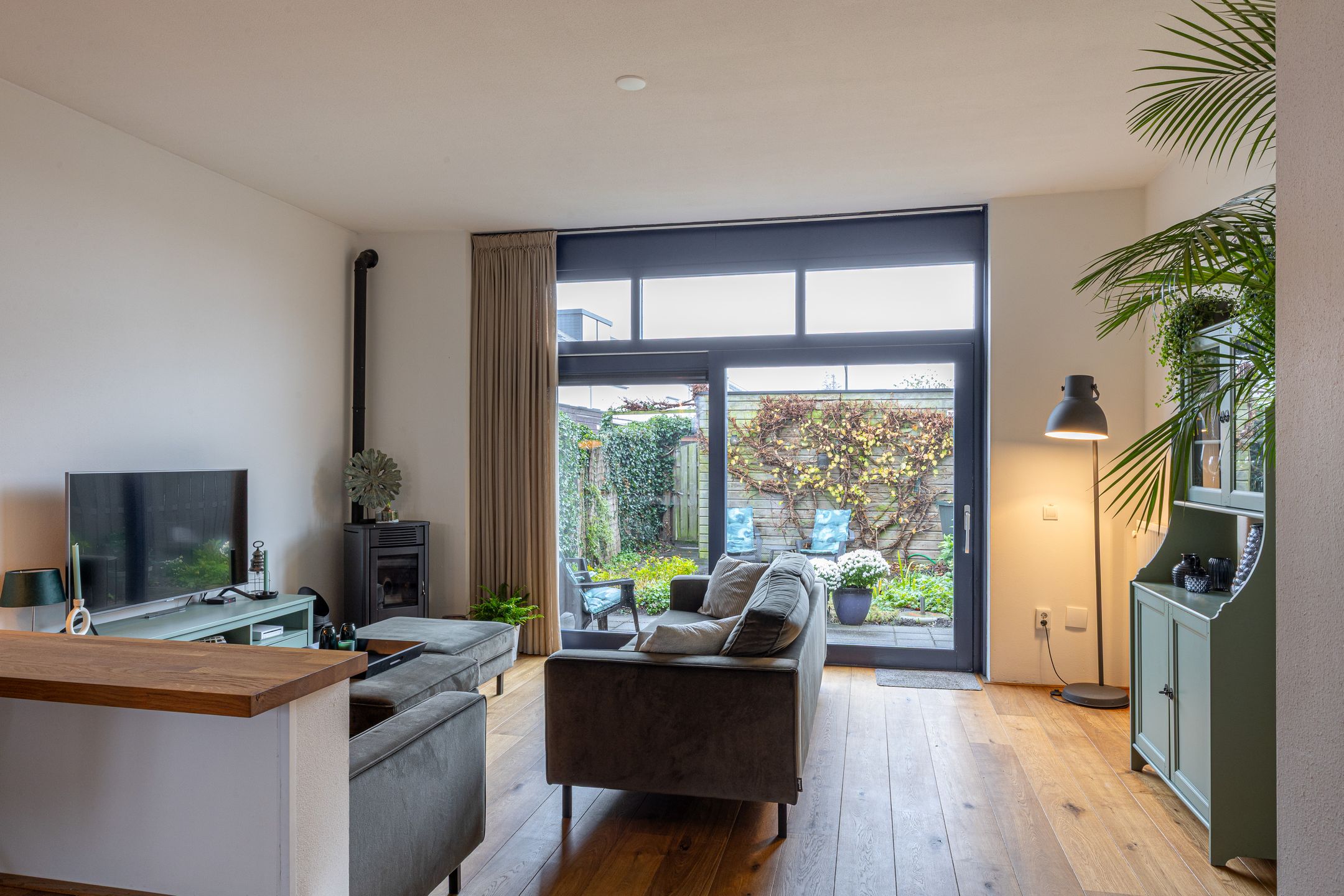 Foto 3 van Rode Ring 133