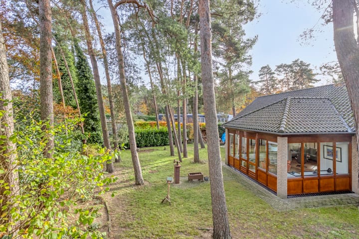 Foto 40 van Van der Landelaan 29