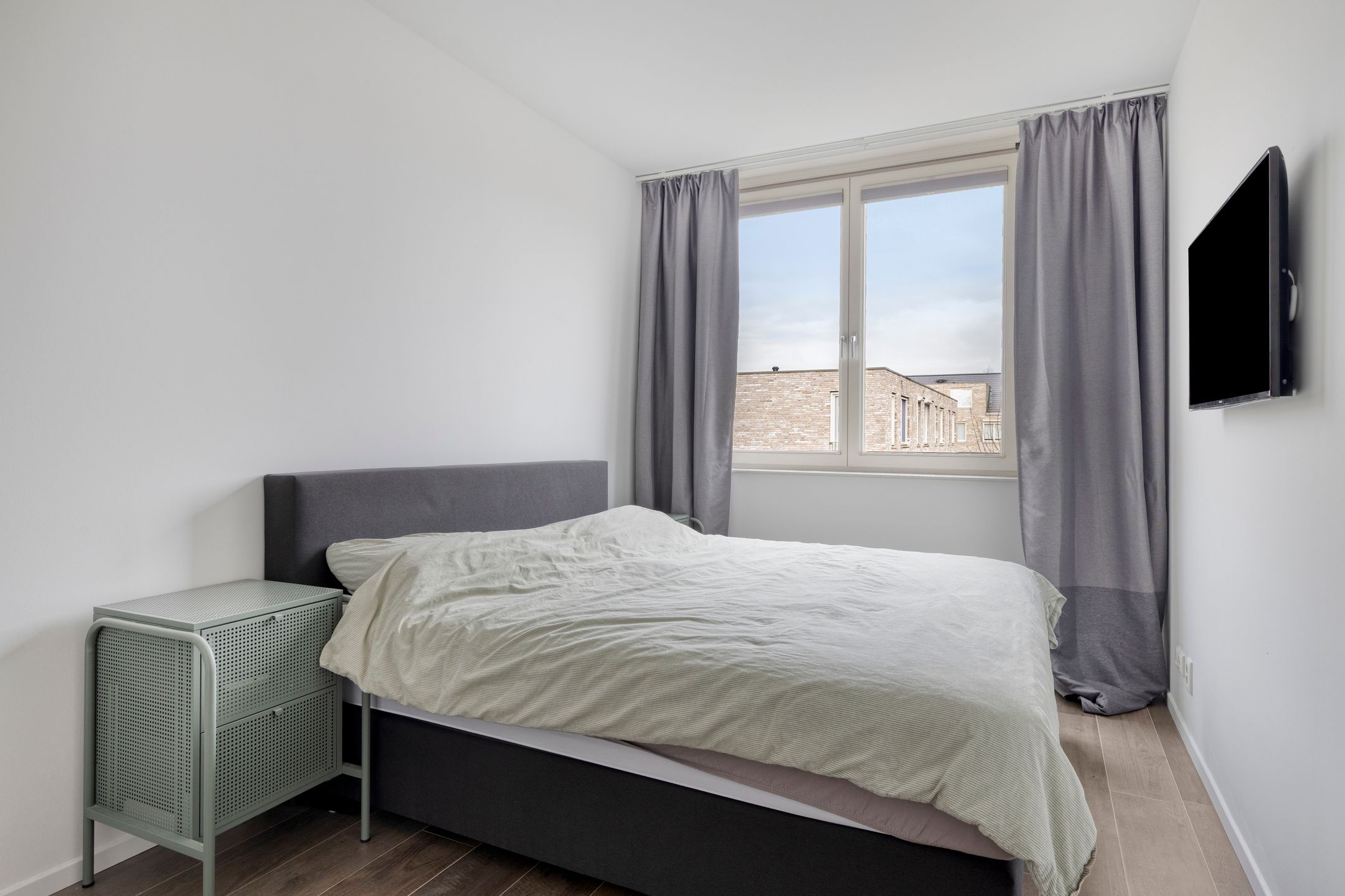 Photo 18 of Halvemaanstraat 12