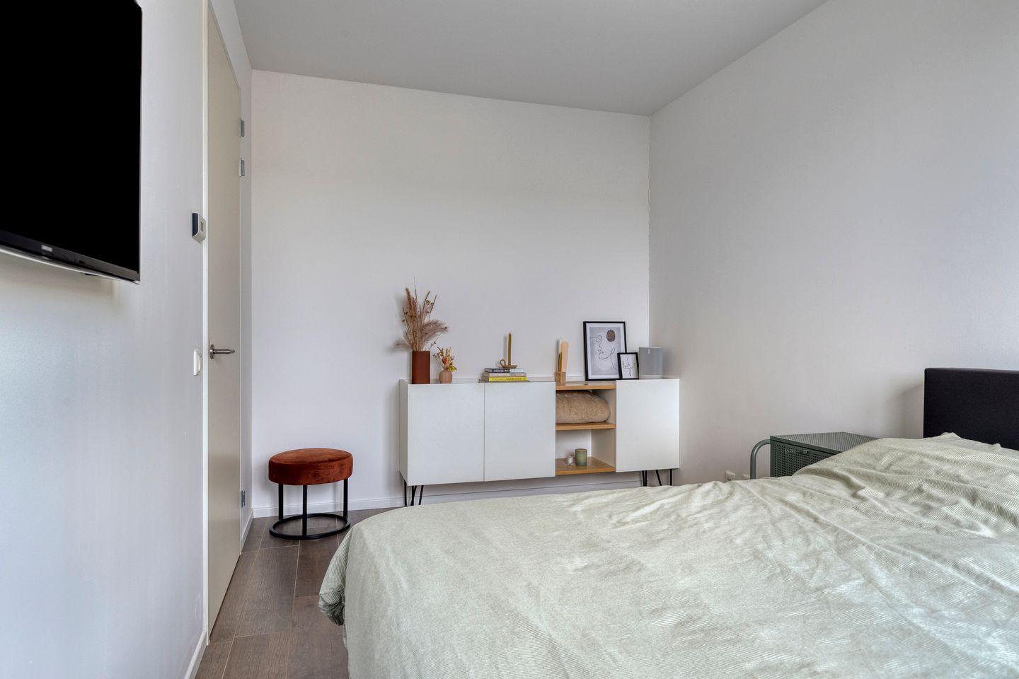 Photo 19 of Halvemaanstraat 12