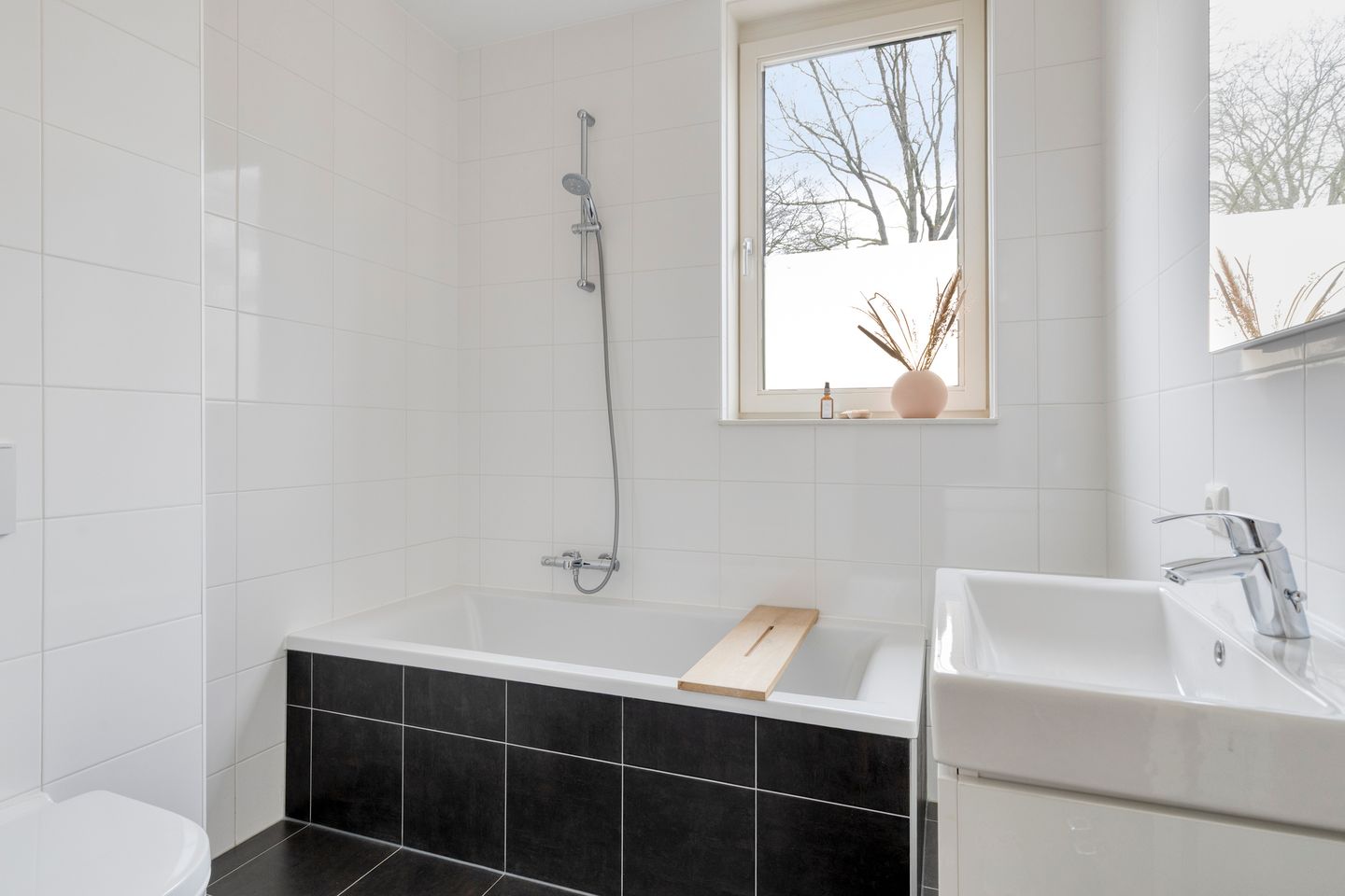 Photo 20 of Halvemaanstraat 12