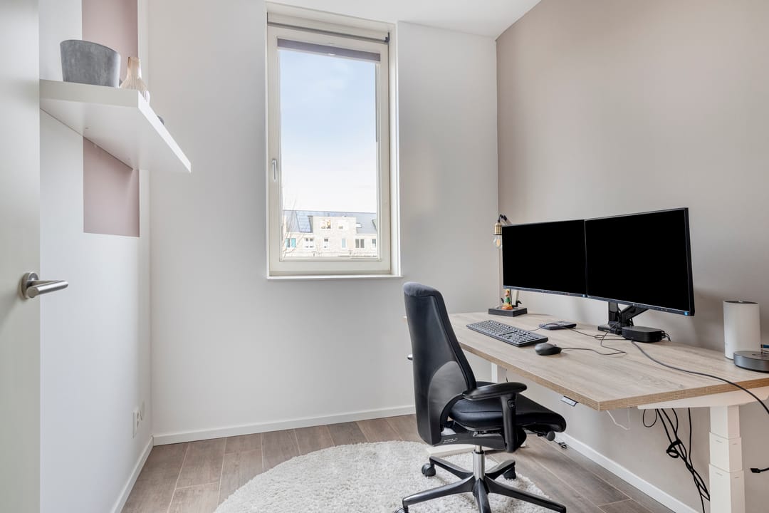 Photo 22 of Halvemaanstraat 12