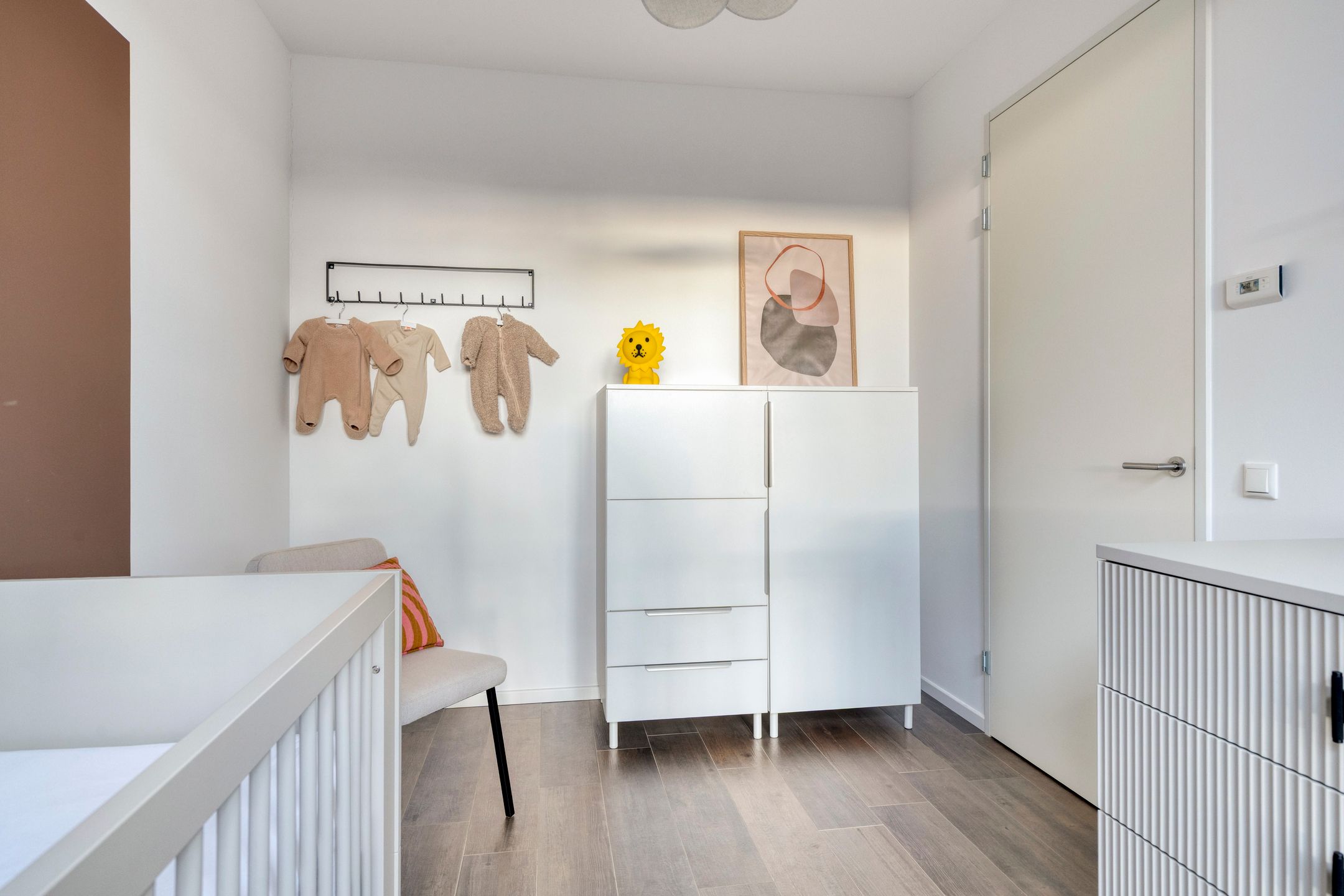 Photo 24 of Halvemaanstraat 12