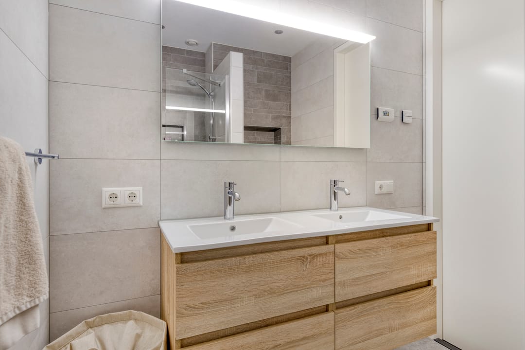 Photo 28 of Halvemaanstraat 12