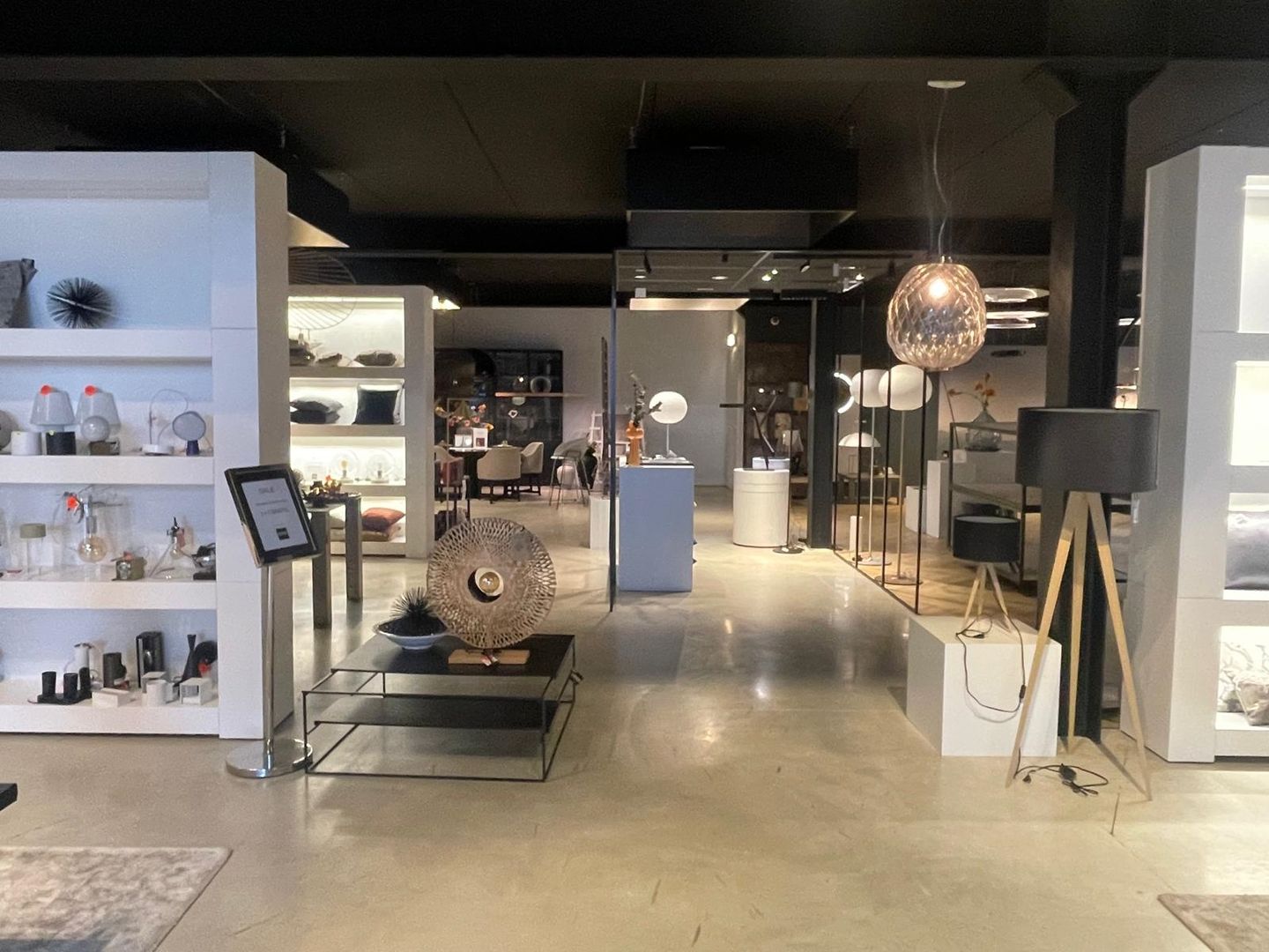 View photo 2 of Zuiderpoort 66