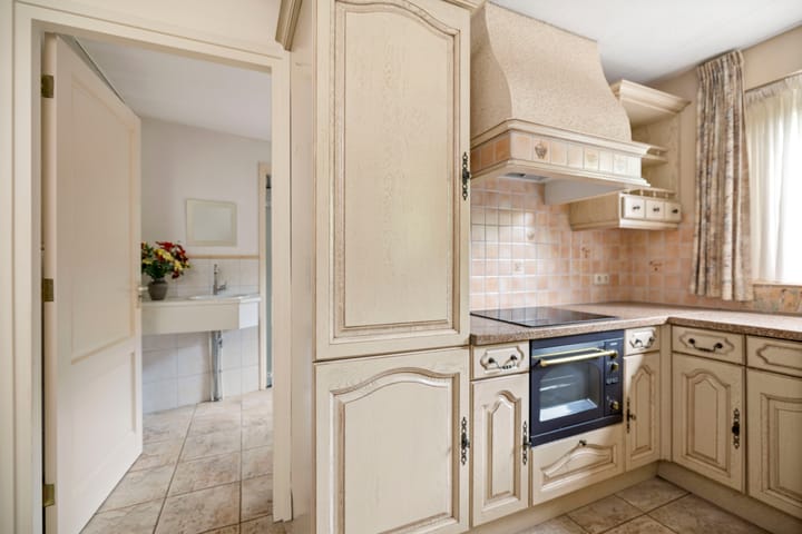 Foto 28 van Schoolstraat 9