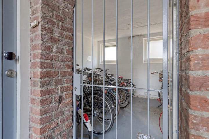 Foto 38 van Planciusplein 20-B