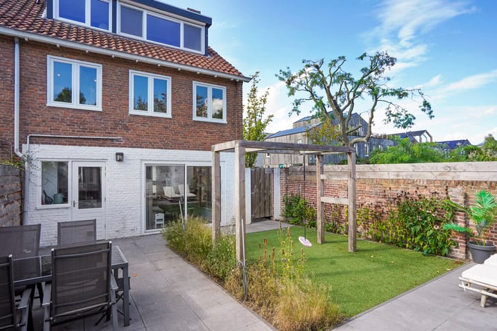 Photo 16 of van Musschenbroekstraat 2