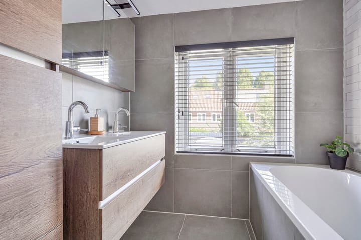 Photo 29 of van Musschenbroekstraat 2