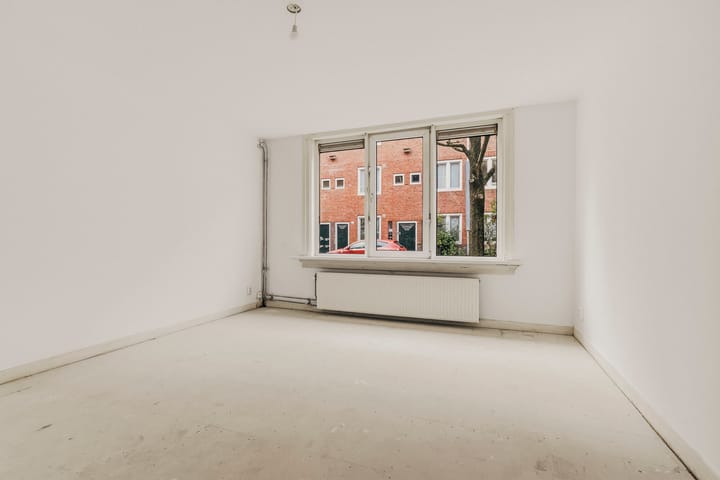 Photo 3 of Mesdagstraat 19-H