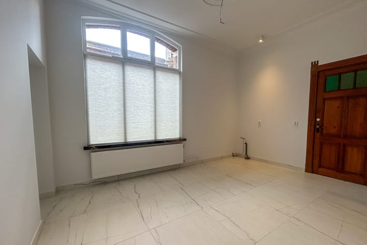 Photo 13 of Bovenste straat 18