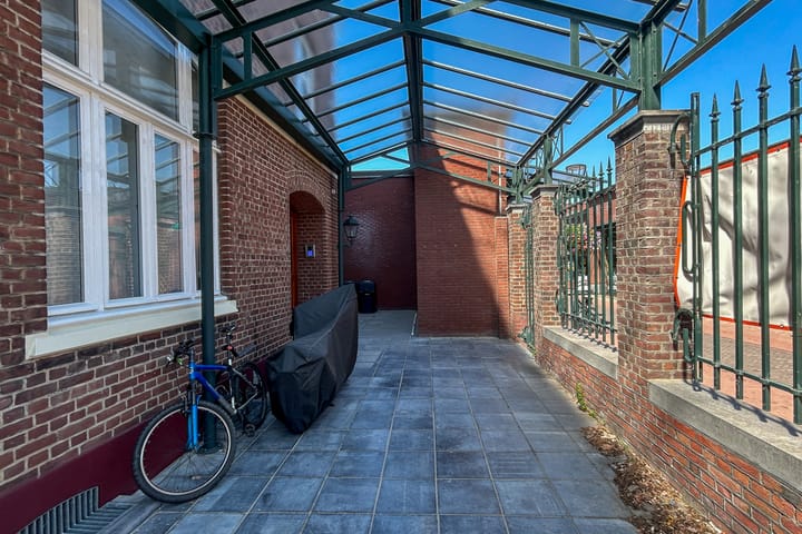 Photo 22 of Bovenste straat 18