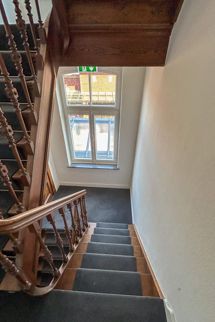 Photo 24 of Bovenste straat 18