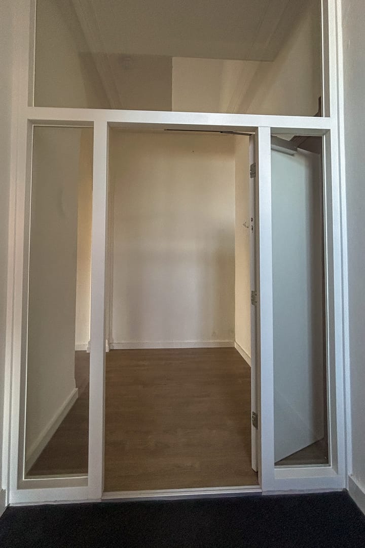 Photo 26 of Bovenste straat 18