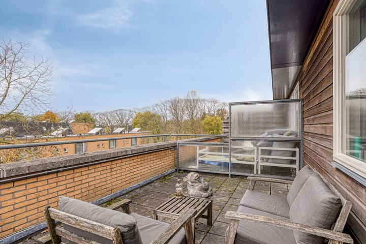 Photo 34 of Eduard van Beinumstraat 2