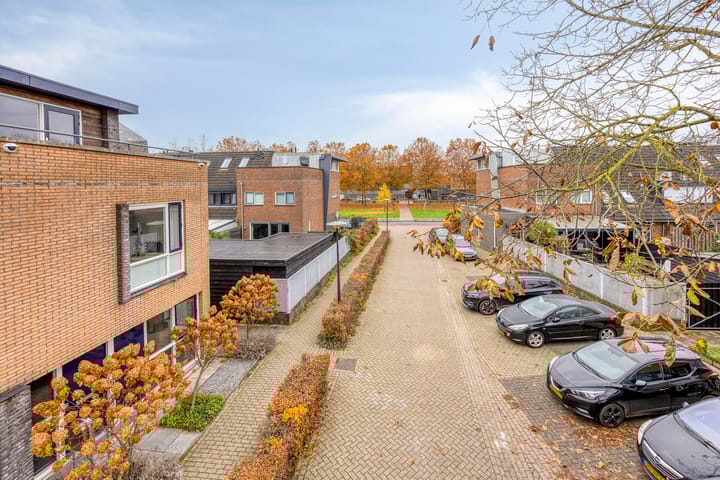 Photo 46 of Eduard van Beinumstraat 2