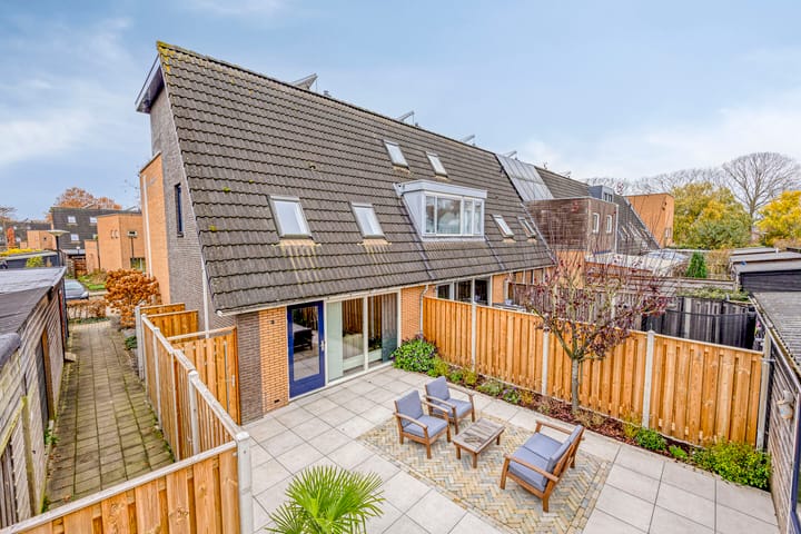 Photo 48 of Eduard van Beinumstraat 2